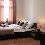 格南房屋公寓酒店