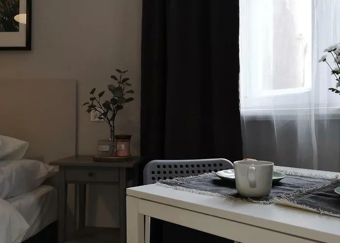 Glam House Apartment *